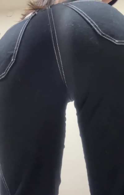 Even with jeans my farts are loud😜💨