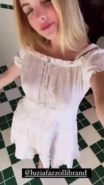 Giovanna Chaves (See Through)