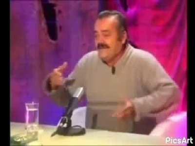 NFC East showdown begins Sunday! Tbt to a classic moment in the rivalry (s/o to whoever made it lol)