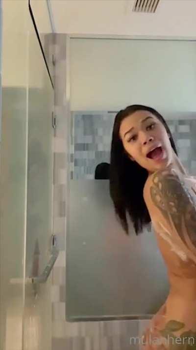 $5 entry fee to unlimited access to 1500+ OF thots dm me no RATS 🙅🏽‍♂️