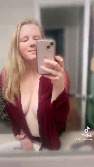 _lauraleslie - wait for it 😈