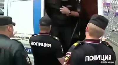 Virgin Western Degeneracy vs. Chad Orthodox Russia