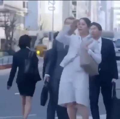 I dont know how.....