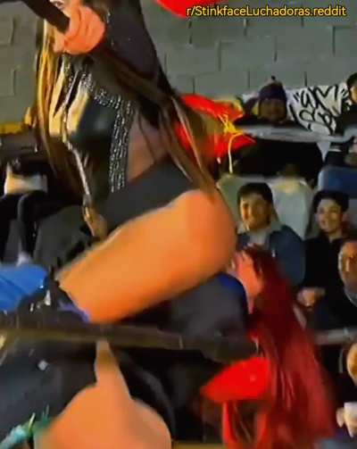 Stinkface Ashley in Elektra