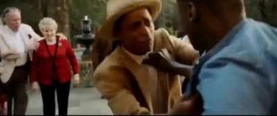 Varane seeing Casemiro enter the United training ground