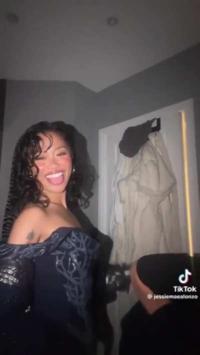 They look so lustful here 😩🤤