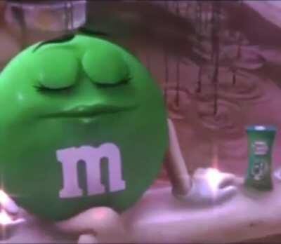 me playing with my poop pretending its se*t