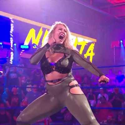 Nikkita Lyons entrance