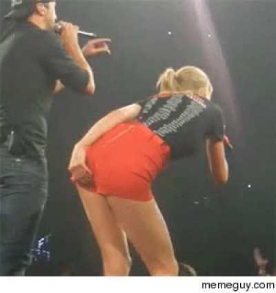 I really really wish that was my hand going there.