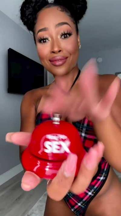 Ring the bell (Nina)