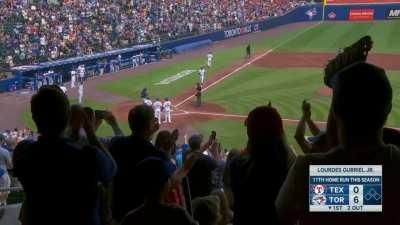 [Highlight] Lourdes Gurriel Jr. shows off his Piña Power once again with a grand slam to put the Jays up 6-0
