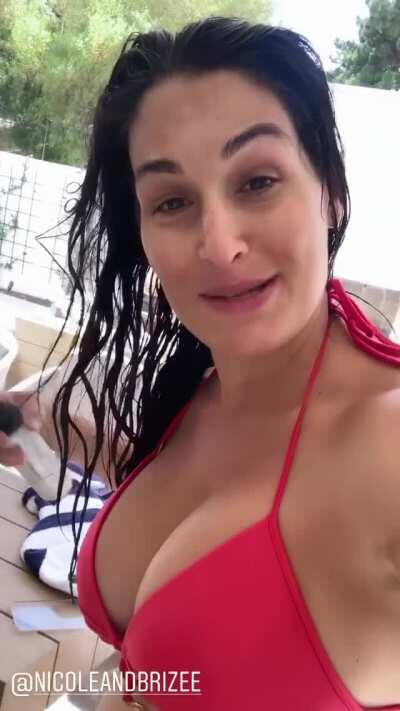 Nikki Bella
