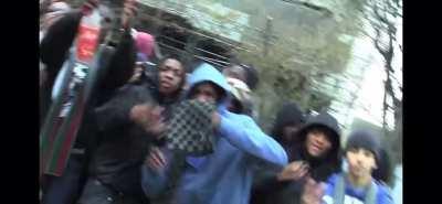 Marlow P with the 12Anti/A40 Boyz (Shepherd’s Bush) in 2010. The Trapstar Clothing owners & Chicken Kitchen owners are also present in the video as youngsters.