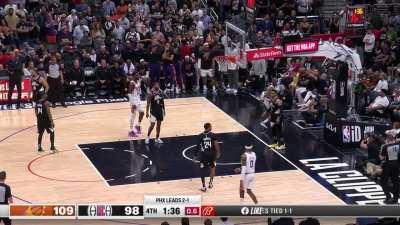 [Highlight] Chris Paul tries to drive by Westbrook but gets blocked!