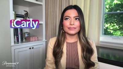 her lips look so good