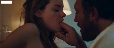 Camille Rowe nude, Josephine de La Baume nude - Notre jour viendra