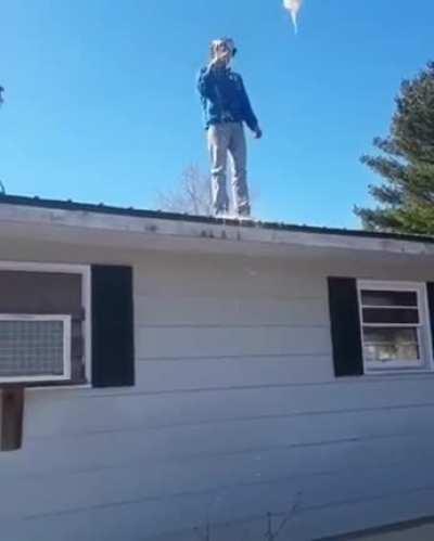 Idiot (with milk) vs plywood