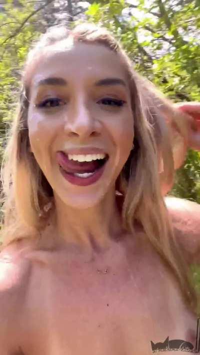 Forgot a towel on the hike and had to walk all the way back to the car like this :)