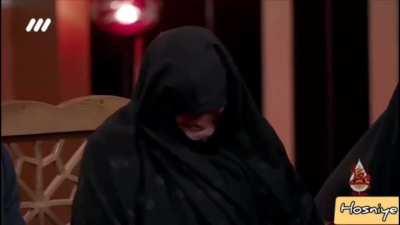 An 18 y.o martyrs body from 40 years ago (holy defense) was recently found and brought to his parents during Muharram.