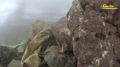 PKK fighters engage Turkish soldiers at incredibly close range