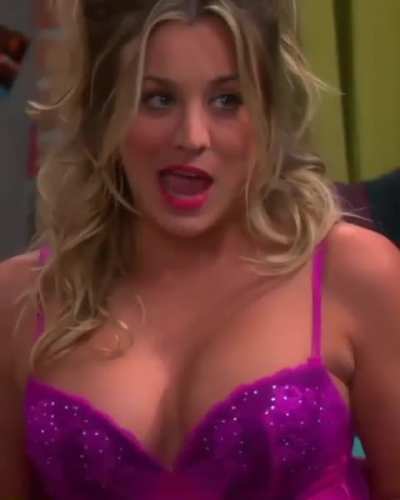 Goddess Kaley Cuoco owns me and my ass