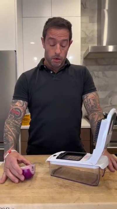 chopping onions should be easy