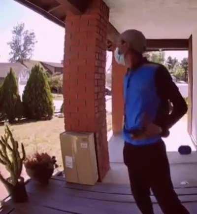 Amazon delivery guy accidently sits on cactus