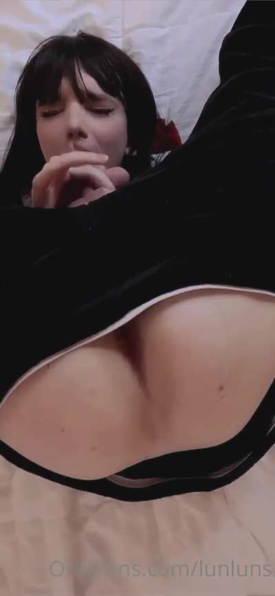 She can feed herself