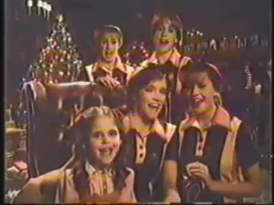 1982 Christmas commercial with Lea Thompson Elisabeth Shue & Sarah Michelle Gellar