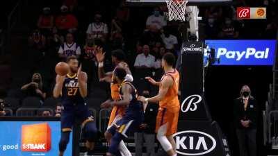 [Highlight] Gobert gets his noggin bonked