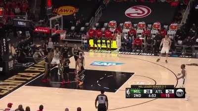 [Highlight] Onyeka Okongwu comes from nowhere to swat Jrue Holiday's wide open floater