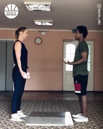 Mesmerizing juggling