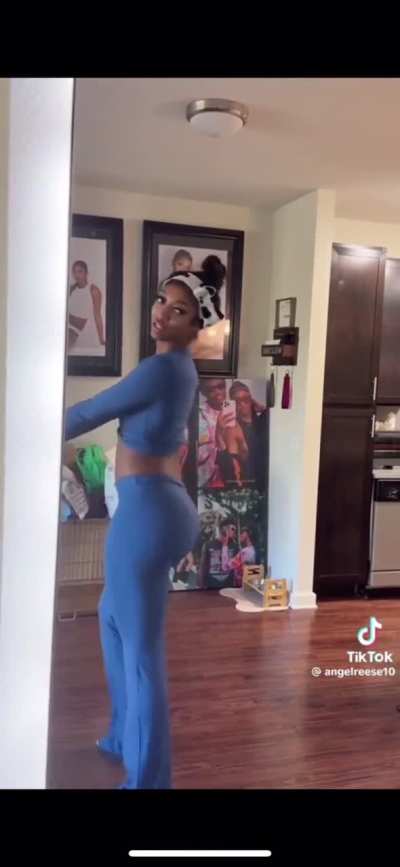 Angel Reese ass comp🍑