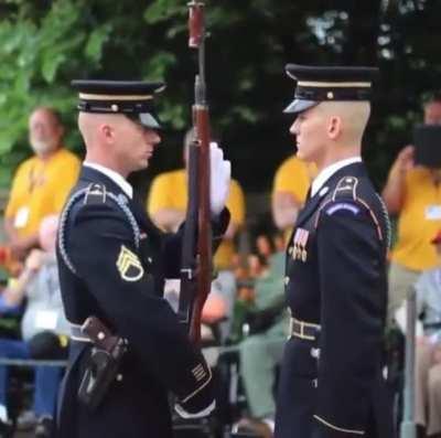 S10 weapon inspection leak