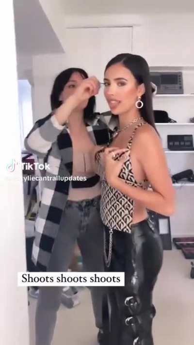 Getting ready for the shoot 🥰