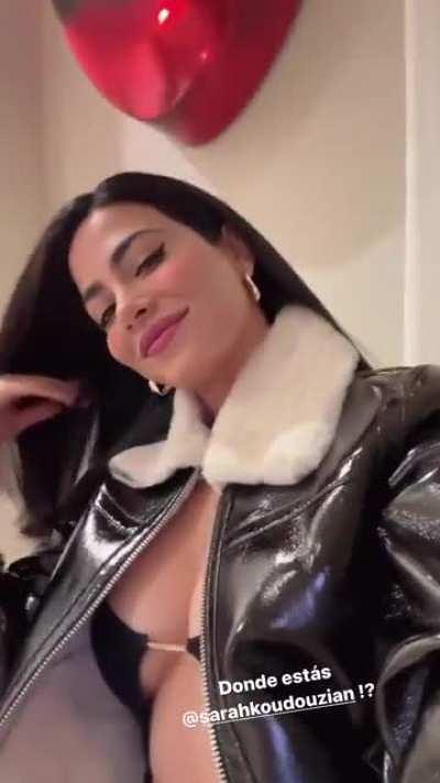 More Epic Em Cleavage