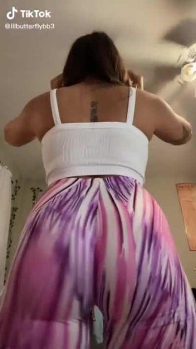 Soft & Jiggly No.478 😍🍑