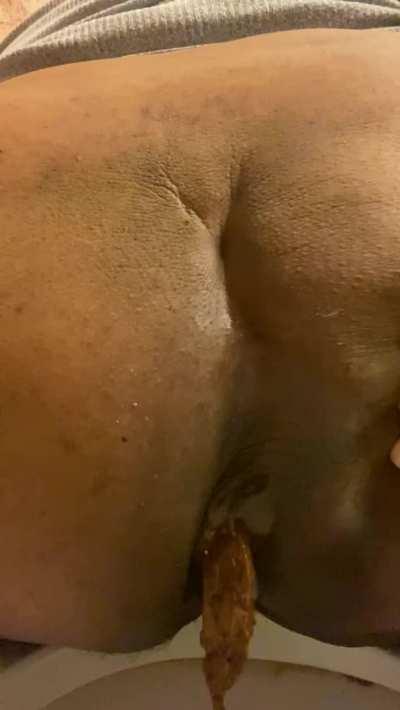 I missed sharing my morning drops with you! Listen to that sound. Stick your tongue in 💦💩