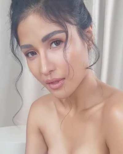Sanya Lopez