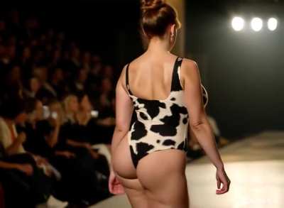 Up And Down The Catwalk!