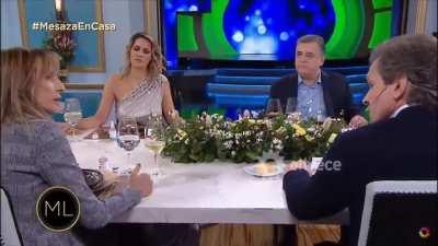 Juanita Viale a Gladys Florimonte: 