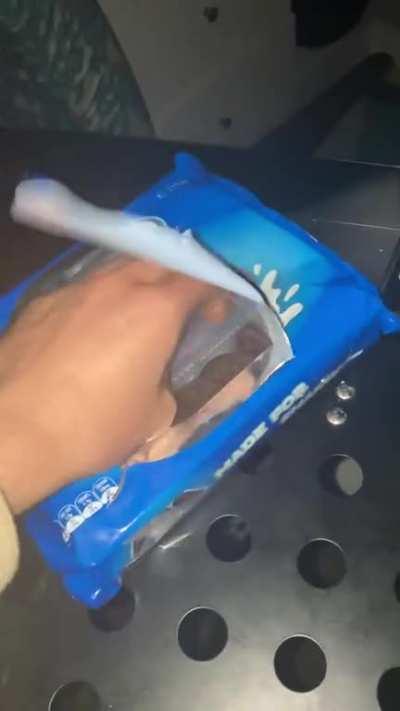 White thief gets pounded by Oreo monster