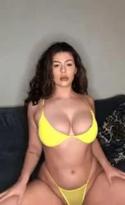 Get Free folder of her (link in comment also).Link ---- (  