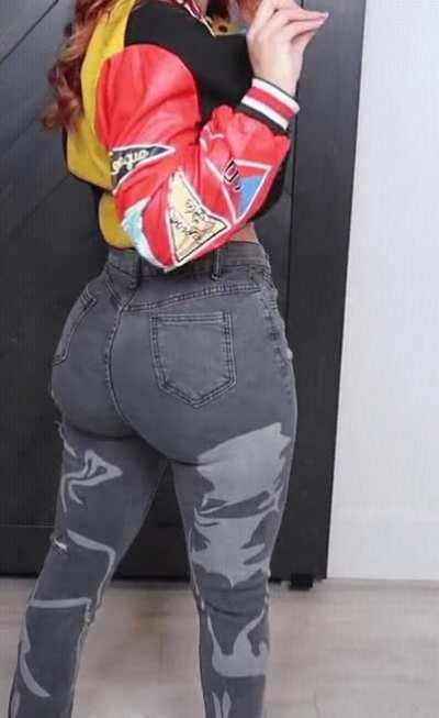 She had to slap that ass🤚🍑