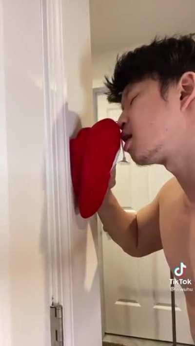 Just when i thought they couldnt make this any weirder.