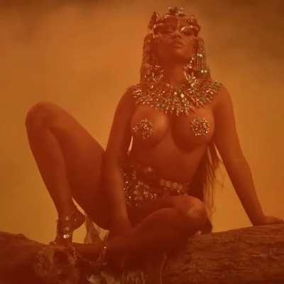 Nicki Minaj - Ganja Burn