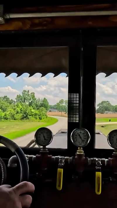 Bitch, I don't need tracks!