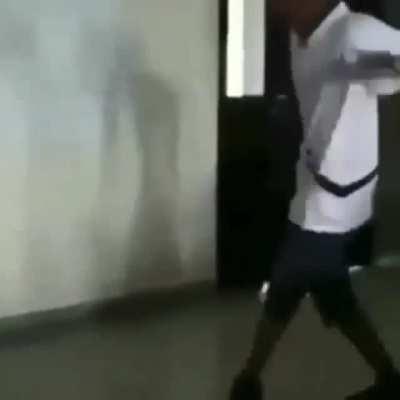 Eu e a rapaziada quando o orochinho solta um vídeo