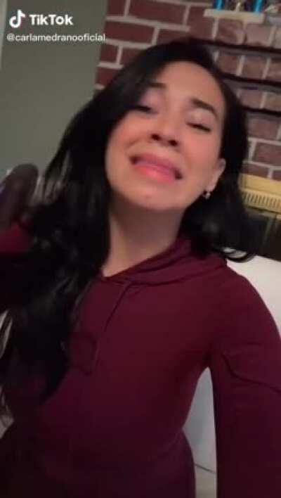 Vídeo reciente en su cuenta de TikTok