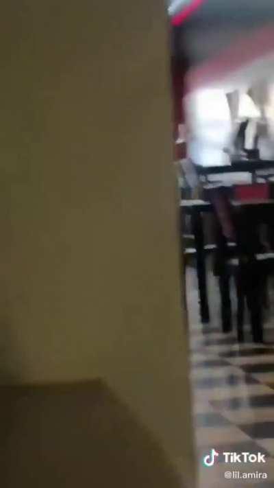 Opá amigo, parece que vc espirrou